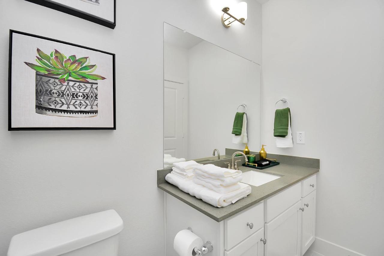 Emerald Palace - New, Modern 3Br Townhome Close To Downtown, Nrg, Med Ctr 휴스턴 외부 사진